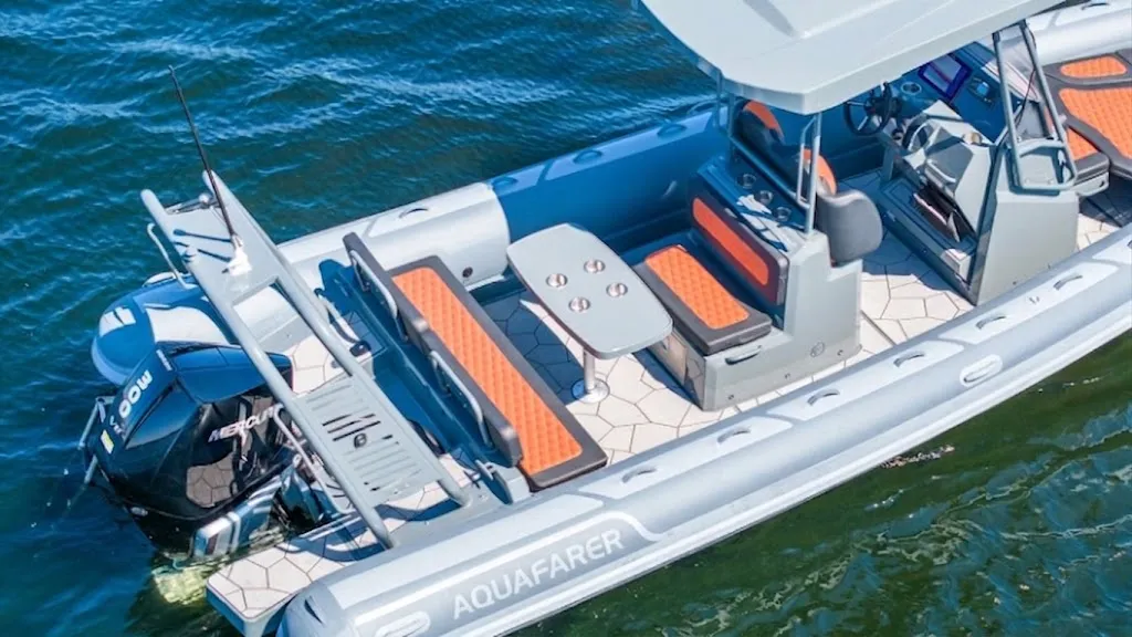 Aquafarer Ap760 Deck Area